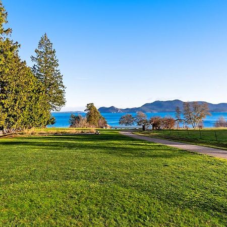 Obstruction Pass Cottage Olga Εξωτερικό φωτογραφία