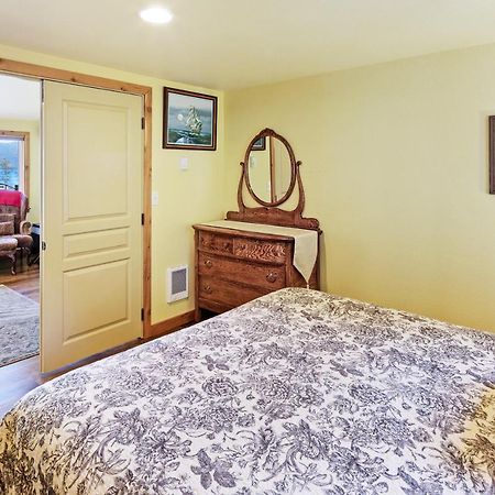 Obstruction Pass Cottage Olga Εξωτερικό φωτογραφία