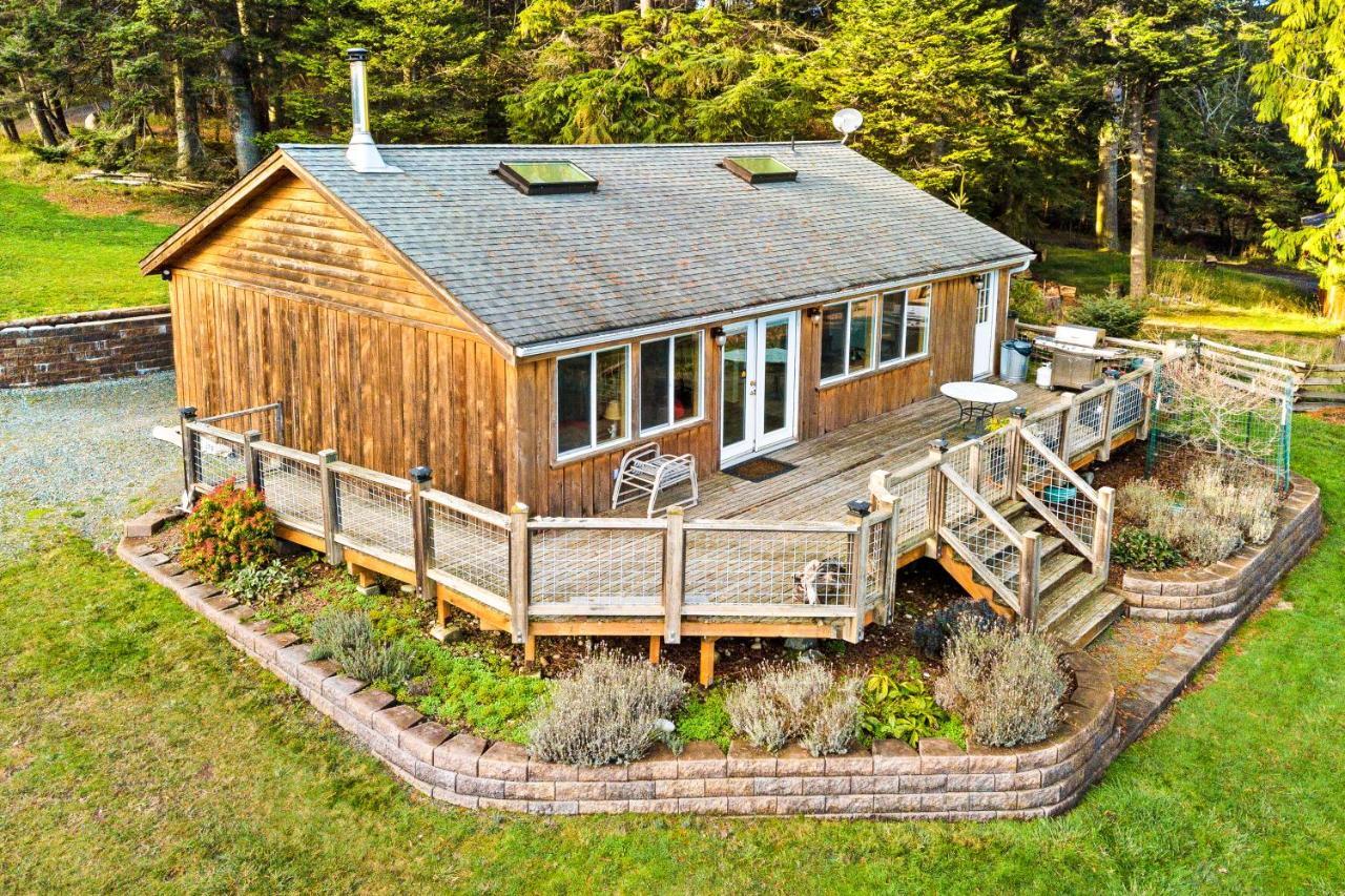 Obstruction Pass Cottage Olga Εξωτερικό φωτογραφία